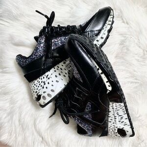 Steve Madden Black and Silver Glitter Sneakers